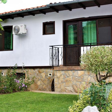 Къща Речен Шепот Kalofer Exterior foto